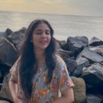 Srinda Instagram - When in beach it’s #tanhatanha 💃🏻 🌊 📸 @tia_jthomas / @nandan_meera 😘 Fort Kochi
