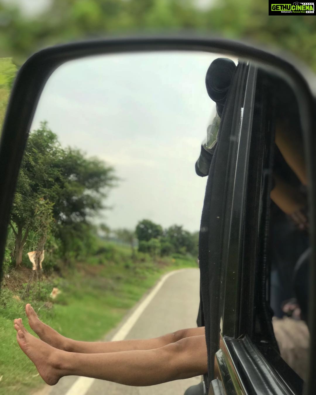 Srinda Instagram - Angel on my right,devil on my left ; l’m winging it. Yelandur