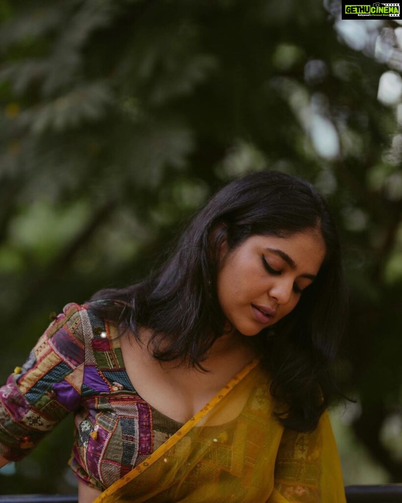 Srinda Instagram - 🌚 Chennai, India