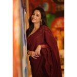 Srinidhi Ramesh Shetty Instagram - Times change! But what's authentic will always remain authentic💫♥️ . . . . . . . . . . . . . Styled by @niru05_raghupathy Saree @shyamalbhumika @quirk_india Accessories @amrapalijewels @amethystchennai Makeup @makeupwithshruthi Hair @suganthi.themua Photography @edwinjrobert Team Edwin j Robert @abishek_varman @rookiexyxr_siva