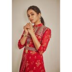 Srinidhi Ramesh Shetty Instagram - ♥️💃 . . . . . . . . . . . . Styled by @ashwin_ash1 & @hassankhan_3 Asst by @stylebyannapurna Outfit @label_anushree @perniaspopupshop Jewellery @sheetalzaveribyvithaldas Makeup @kiranmakeup Hair @thrinath_nambara_ Shot by @arifminhaz Photo Asst @thejaswitanneru