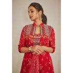 Srinidhi Ramesh Shetty Instagram - ♥️💃 . . . . . . . . . . . . Styled by @ashwin_ash1 & @hassankhan_3 Asst by @stylebyannapurna Outfit @label_anushree @perniaspopupshop Jewellery @sheetalzaveribyvithaldas Makeup @kiranmakeup Hair @thrinath_nambara_ Shot by @arifminhaz Photo Asst @thejaswitanneru