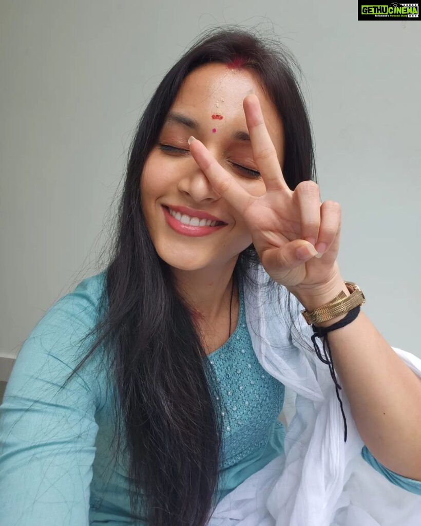 Actress Srinidhi Ramesh Shetty HD Instagram Photos and Wallpapers May ...
