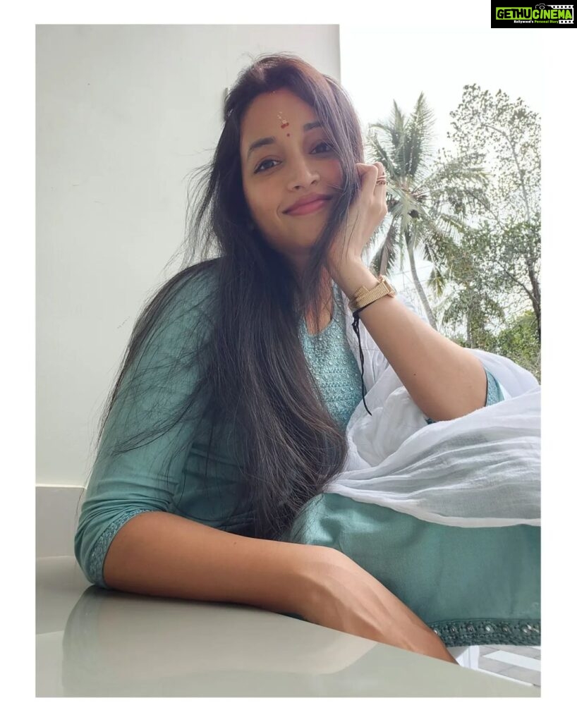 Actress Srinidhi Ramesh Shetty HD Instagram Photos and Wallpapers May ...