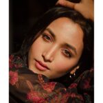 Srinidhi Ramesh Shetty Instagram - A little talk 👀💌 📸 @abhicolorsmanyu ✨️