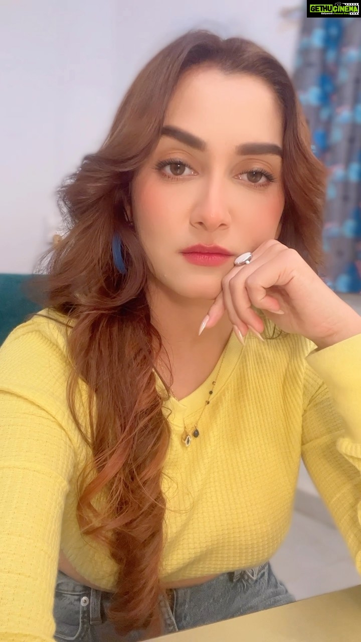 Srishti Jain Instagram - Facts! Disclaimer- do not try this at home with your parents, could be fatal to health! . . . . . . . . . . . . . . #newreels #reelsvideo #reelitfeelit #newpost #postoftheday #trendingreels #instagood #instadaily #instafashion #instagram #ritikasood #balh3 #balaji Mumbai, Maharashtra