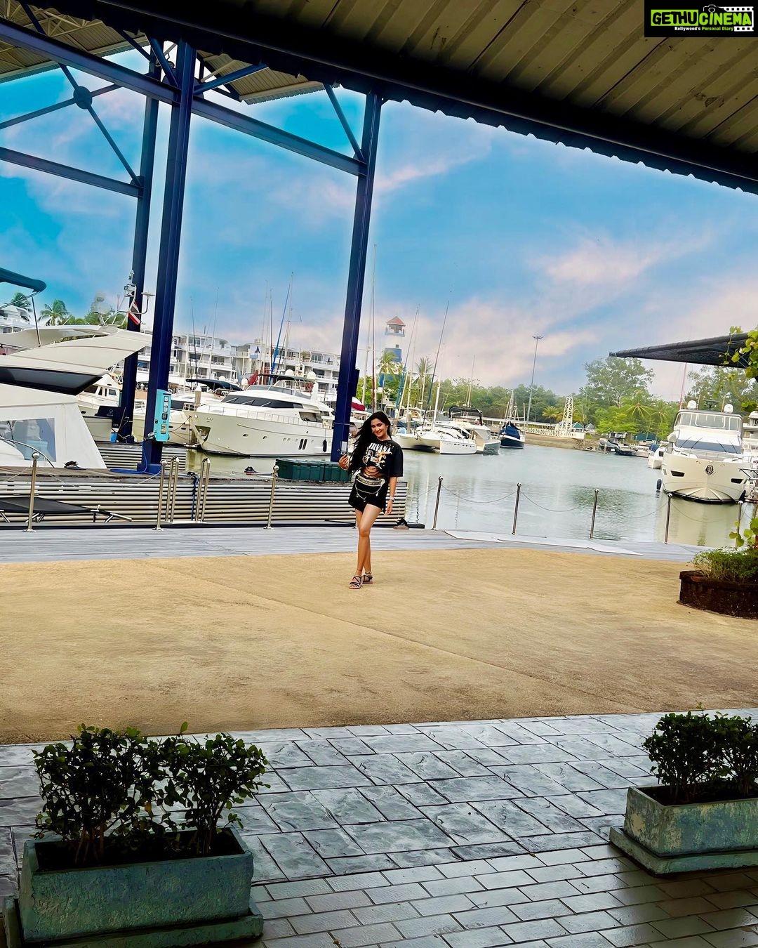 Srishti Jain Instagram - I clicked so many pictures! I think I’ll keep posting Phuket for a long time! . . . . . . . . . . . . . . #travel #phuket #grunge #style #instagram #newpost #postoftheday #vacationfit #phukettrip #familyvacation #instagood #instalike #instadaily #instafashion #explore #explorepage #boatclubphuket Phuket Boat Club
