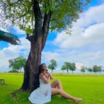 Srishty Rode Instagram - 🕊 . . . @pankhclothing #reels #reelsinstagram #reelitfeelit #trending #trendingreels