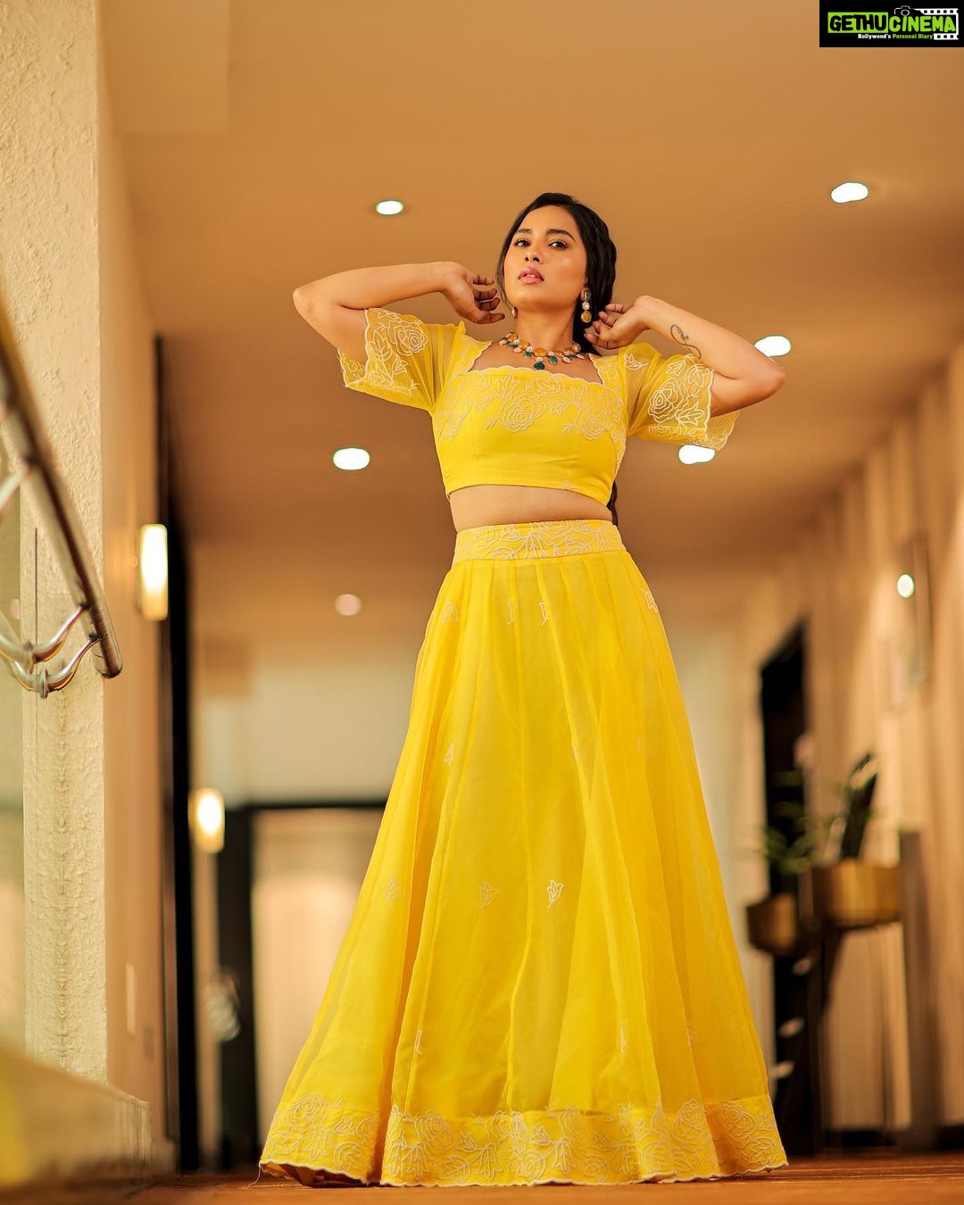 Srushti Dange - 77.4K Likes - Most Liked Instagram Photos
