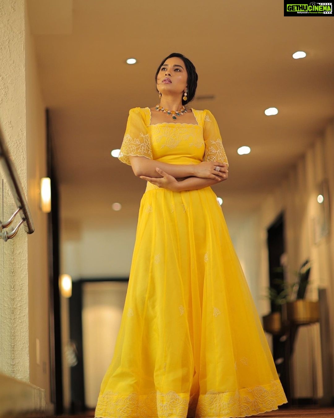 Srushti Dange - 77.4K Likes - Most Liked Instagram Photos