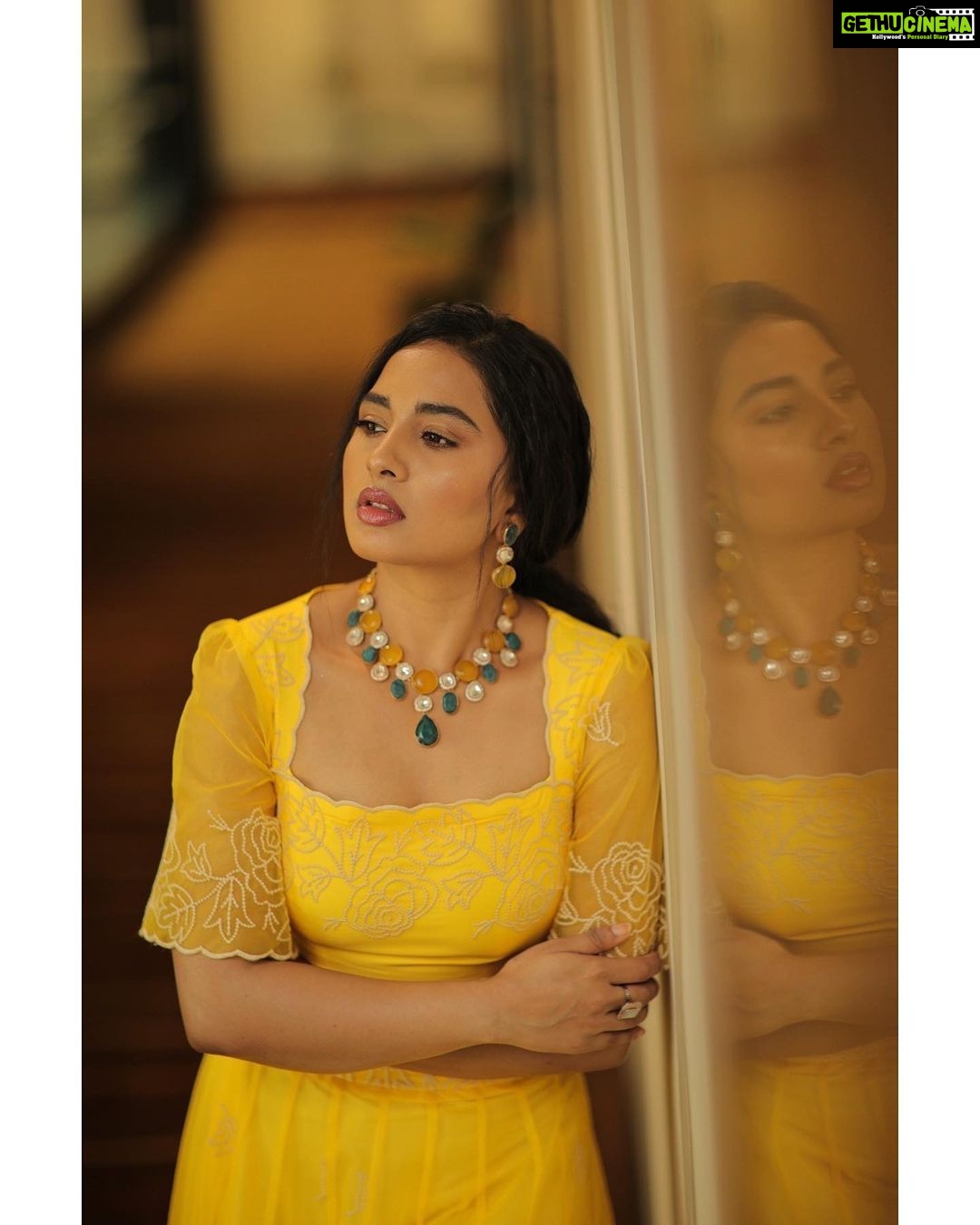 Srushti Dange Instagram - Back to my favourite colour 💛 Styled by @swethaindiranstylist Designed by @sindira_by_swethaindiran MUA by @hairandmakeupbynive Hairdo by @vishaa_hairandmakeup Photographer @dhanush__photography Jewellery @sankge #photography #happy #picoftheday #cute #srushtidange #like4like #travel #instagram #style #summer #instadaily #fitness #food #fun #beauty #srushti #smile #cookuwithcomali #music #ootd #instamood #cwc #cookwithcomali #cookwithcomali4 #cookwithcomaliseason4