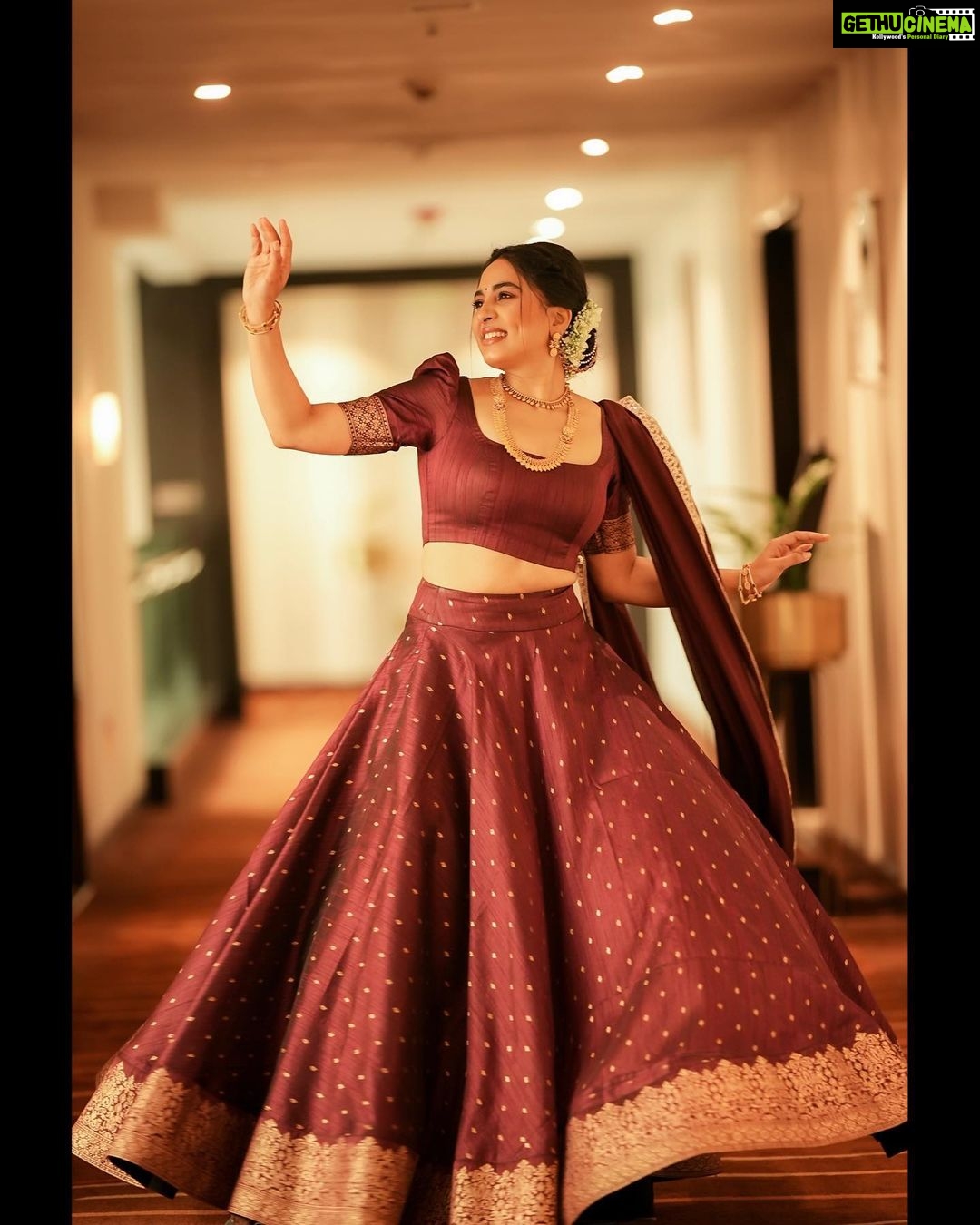 Srushti Dange - 103.5K Likes - Most Liked Instagram Photos
