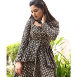 Srushti Dange Instagram - A little contour and confidence 🎩 🪄 Styled by @swethaindiranstylist Designer by @sindira_by_swethaindiran Makeup by @hairandmakeupbynive Hairdo by @vishaa_hairandmakeup Photographer by @varuun.jpg #cute #srushtidange #like4like #travel #instagram #style #summer #instadaily #fitness #food #fun #beauty #instalike #smile #cookuwithcomali #music #ootd #instamood #cwc #cookwithcomali #cookwithcomali4 #cookwithcomaliseason4
