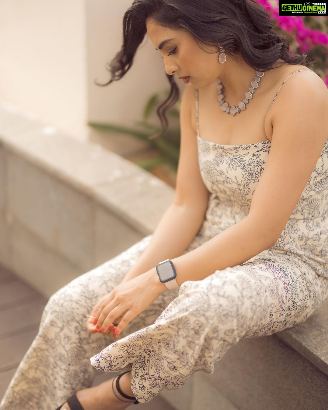 Srushti Dange Instagram - Just plain good 💫⭐️🌸 Ft. #srushtidange shot by @crearebyps @parvathamsuhasphotography Styled by @swethaindiranstylist Designed by @sindira_by_swethaindiran MUA by @anupama.krishnamachari Hairdo by @vishaa_hairandmakeup #picoftheday #cute #srushtidange #like4like #travel #instagram #style #summer #instadaily #fitness #food #fun #beauty #instalike #smile #cookuwithcomali #music #ootd #instamood #cwc #cookwithcomali #cookwithcomali4 #cookwithcomaliseason4