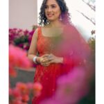Srushti Dange Instagram – & this is how I keep it simple 🌸💫
Ft. #srushtidange shot by @parvathamsuhasphotography @crearebyps 
MUA by @hairandmakeupbynive 
Designed by @sindira_by_swethaindiran 
Styled @swethaindiranstylist 

#love #instagood #fashion
#photooftheday #beautiful #photography #happy #picoftheday #cute #srushtidange #like4like #travel #instagram #style #summer #instadaily #fitness #food #fun #beauty #instalike #smile #likeforlike #cookuwithcomali #ootd #instamood #cwc #cookwithcomali #cookwithcomali4 #cookwithcomaliseason4