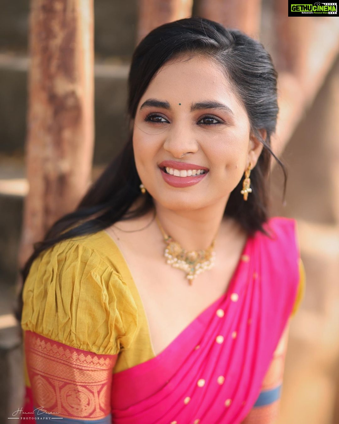 Srushti Dange Instagram - Ft #srushtidange shot by @haran_official_ Styled by @indu_ig Makeup @abhirami_mua Hairstylist @soniyarameshbabu_muah Outfit @tamarachennai Jewelry @made_for_hers #instagram #style #summer #instadaily #fitness #food #fun #beauty #instalike #smile #likeforlike #music #ootd #instamood #cwc #cookuwithcomali #cookwithcomali #cookwithcomali4 #cookwithcomaliseason4