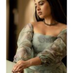 Srushti Dange Instagram - Cool fits always 🦋 Designer @sindira_by_swethaindiran Styled by @swethaindiranstylist MUA by @vishaa_hairandmakeup Photographer @camerasenthil #cute #srushtidange #like4like #travel #instagram #style #summer #srushti #fitness #food #fun #beauty #instalike #smile #cookuwithcomali #music #ootd #instamood #cwc #cookwithcomali #cookwithcomali4 #cookwithcomaliseason4