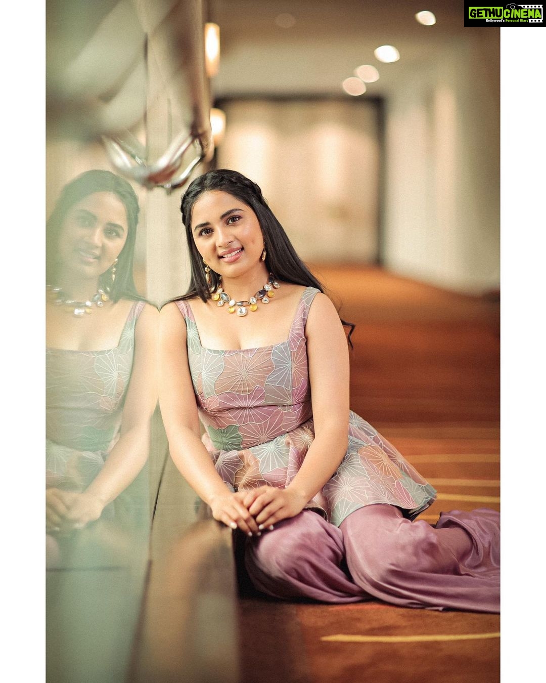 Srushti Dange Instagram - Mermaid kisses 😘 and starfish wishes 🐬 To this birthday 🥳 girl 🎈♥️ @sindira_by_swethaindiran @swethaindiranstylist @anupama.krishnamachari @vishaa_hairandmakeup @dhanush__photography @sankge #cute #srushtidange #like4like #travel #instagram #style #summer #srushti #fitness #food #fun #beauty #instalike #smile #cookuwithcomali #music #ootd #instamood #cwc #cookwithcomali #cookwithcomali4 #cookwithcomaliseason4