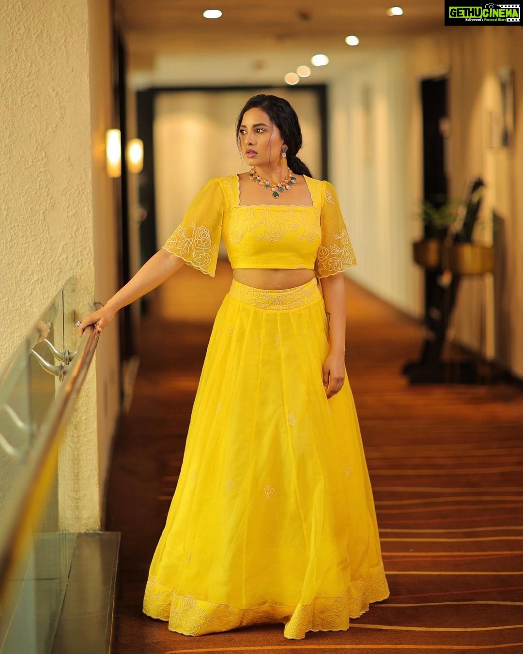 Srushti Dange - 77.4K Likes - Most Liked Instagram Photos
