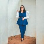 Sruthi Hariharan Instagram - It has been nerve wracking trying to figure out what kind of fashion suits me. I wouldn't have dared to wear a suit of any other kind but for this . Thank you dearest @papapants for putting your heart and soul in scouring the entire country to finally make me suit up and "own it" too :) Styled by: @papapants Make up by @shivugowda2011 Hair by @paramesh_hairstylist Outfit from @protteaa.official (Thanknyou guys ) Amazing Jewellery from  @iguana_by_swastiparekh