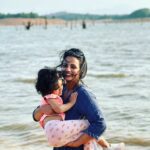 Sruthi Hariharan Instagram – As time stood still . 
#mybaby #growinguptoofast #isthiswhatitmeanstobeinlove