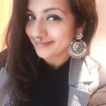 Sruthi Hariharan Instagram - I detest the saying- "don't ask a woman her age. Don't ask a man his salary " So here goes . I am all of 34. I've had my fair share of success and failures... but every single time, I have managed to pick myself right up and move forward. Headstrong- that I won't give up . Tweaking that adage: "Lets embrace our age cos its just a number. And lets not ask a man OR a woman their salary" Ok cool . Happy to me :) #birthdaygirl #tutuisme