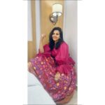 Sruthi Hariharan Instagram - 🦸‍♂️ Outfit - @ramya_katta_couture Styling - @memsahib_byshachinaheggar @itmeshachinaheggar Assisted by - @stylebynisshh @nishra_sakthi Make up by @ekiran00007