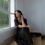 Sunaina Instagram - 🌸 shot by @madras_ponnu Wearing @bespoke.dhishya Styled by @dhikshitha_suresh MUA @vyshalisundaram_hairstylist