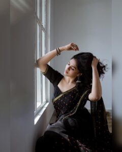 Sunaina Instagram - 🌸 
shot by @madras_ponnu 
Wearing @bespoke.dhishya 
Styled by @dhikshitha_suresh 
MUA @vyshalisundaram_hairstylist