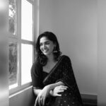 Sunaina Instagram - 🌸 shot by @madras_ponnu Wearing @bespoke.dhishya Styled by @dhikshitha_suresh MUA @vyshalisundaram_hairstylist