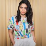 Sunaina Instagram - 📸 @the.portrait.culture @sat_narain @bujji95 Styled by @mehndi_jashnani #MJstyling MUA @zuci_hairnmakeup