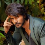 Sundeep Kishan Instagram - Caught You 😉 Styled by @anishagandhi3 @rochelledsa Outfit @shantanunikhil