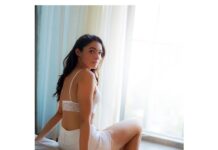 Sunder Ramu Instagram - @therealandreajeremiah @prakatwork @motwanikiara #actor #films #singer #portrait #sunderphotography #editorial #magazine