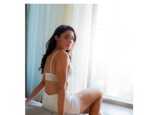 Sunder Ramu Instagram - @therealandreajeremiah @prakatwork @motwanikiara #actor #films #singer #portrait #sunderphotography #editorial #magazine