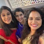 Sunitha Upadrashta Instagram – Had a Great musical time with these lovely singers yesterday at Raja sir’s event.. Thank you all..