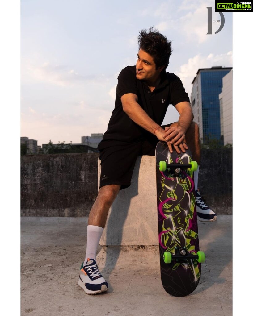 Sunny Hinduja Instagram - You don’t need a license to #skateboard Magazine @thedoormagazine Photographer and Creative Director @dhruv_vohraphotography Editor at Large and Fashion Director @jennet_david_william Stylist @sreevardhan_keto Makeup artist @blushbybiinny Hair stylists - @nayanhair Assistant photographer @b.runphotography Location @blackframesstudios Manager @rochron PR @treeshulmediasolutions Outfit Tshirt and Shorts- @uzarus_ Jacket - @inland.in Accessories - @inoxjeweleryin Sunglasses - @sunglassic.official Skateboard - @legacysk8life Footwear - @elevarsports_official #thedoormagazine
