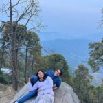 Sunny Hinduja Instagram - “दिल है कहीं पहाड़ों में..थोड़ा सा कहीं है किनारों में “ #mountains #love #breaktime #happiness #shootdiaries #wandering Almora