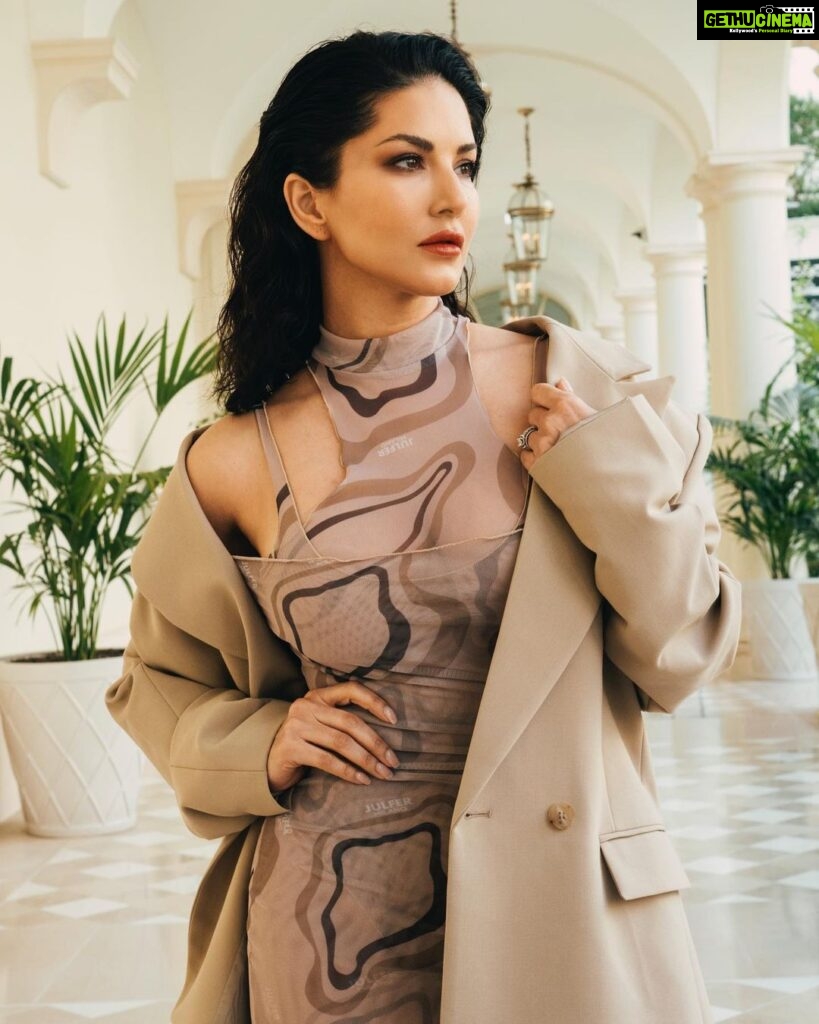 Sunny Leone Instagram - Love this look for day 3 press for #kennedy @festivaldecannes Styled by @ilya.vanzato Jacket by @thefrankieshop Dress by @julfermilano Hair and make up by @tomasmoucka Photography by @tomasmoucka . . #SunnyLeone #SunnyLeoneAtCannes #KennedyAtCannes @anuragkashyap10 @zeestudiosofficial @goodbadfilmsofficial Cannes, French Riviera, France