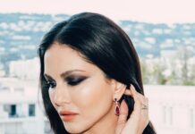 Sunny Leone Instagram - First red carpet walk for @festivaldecannes promoting #kennedy Gown @gemymaalouf Jewelry @helenajoyjewelry Styled by @ilya.vanzato Hair and makeup @tomasmoucka Photographer @tomasmoucka