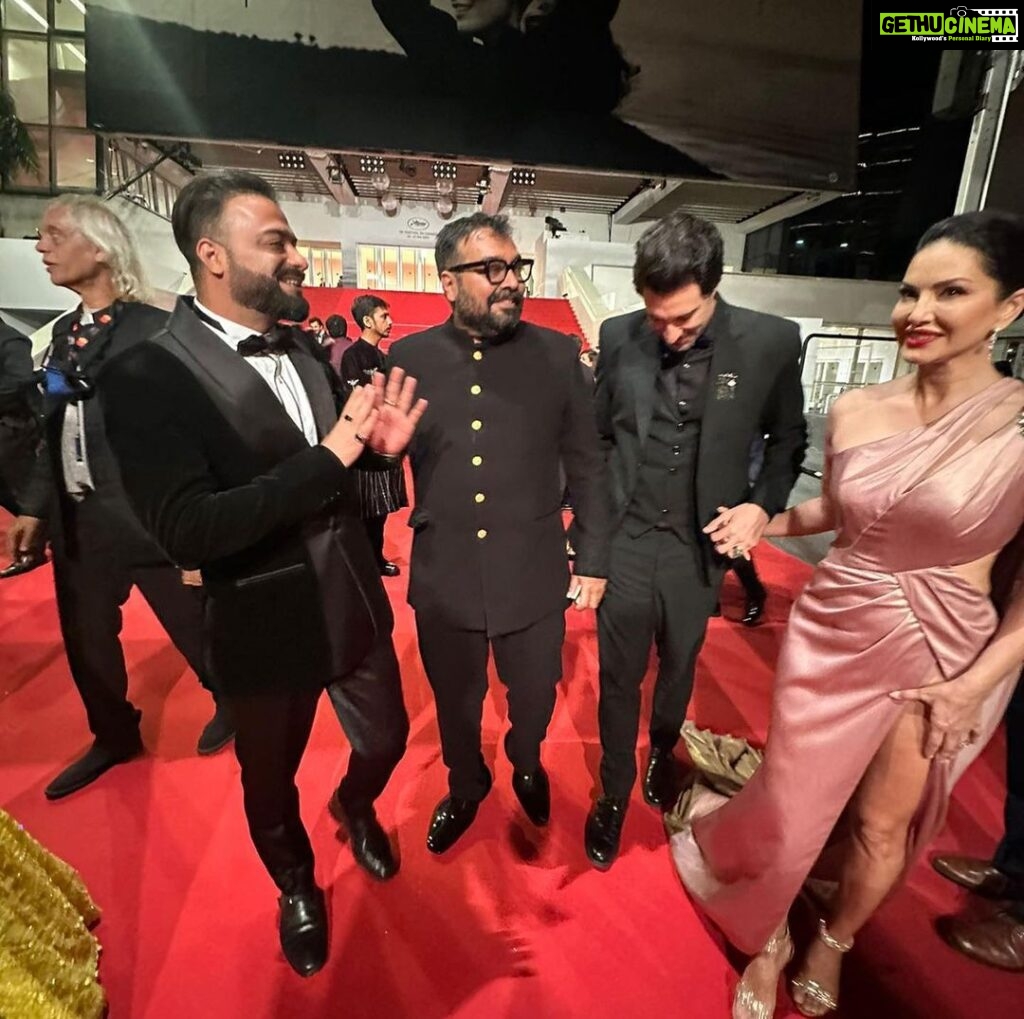 Sunny Leone Instagram - A few of the people who helped make everything come together! Love you all! @dirrty99 @sunnyrajani @tomasmoucka @anuragkashyap10 @itsrahulbhat @cinemakasam @motwayne @megha.Burman and everyone part of @zeestudiosofficial and @festivaldecannes