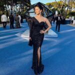 Sunny Leone Instagram – What a epic night at @amfar! 

Thank you @hitendrakapopara for finding me this amazing gown! You are my rock! 

Outfit by @zeenazaki
Styled by @hitendrakapopara 
Jewellery by @zevarking @considerdoneindia 
Fashion Team @tanyakalraaa
@sarinabudathoki Cannes, French Riviera, France