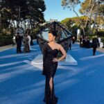 Sunny Leone Instagram - What a epic night at @amfar! Thank you @hitendrakapopara for finding me this amazing gown! You are my rock! Outfit by @zeenazaki Styled by @hitendrakapopara Jewellery by @zevarking @considerdoneindia Fashion Team @tanyakalraaa @sarinabudathoki Cannes, French Riviera, France