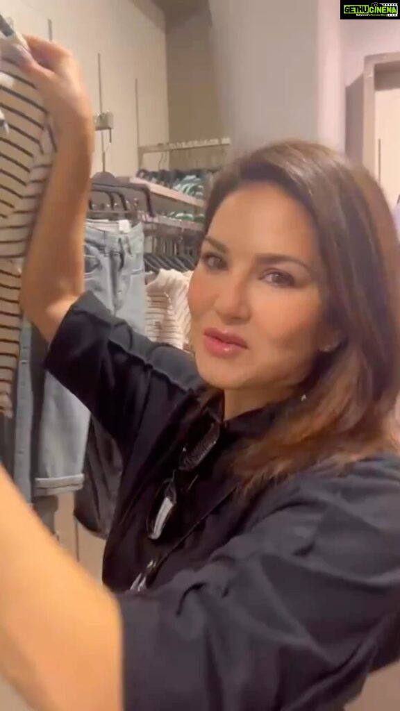 Sunny Leone Instagram - When you can't decide what to wear for shoot, you buy one of everything!! 😂 😂 #SunnyLeone #shop #shoot