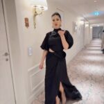 Sunny Leone Instagram – I’m a W-O-M-A-N!! Watch out! 

Right before the big photo-opt at @festivaldecannes for #kennedy so happy to be a part of this!
.
.
#SunnyLeone #cannnes #KennedyAtCannes #SunnyLeoneAtCannes #ootd #grwm #fashion Cannes, French Riviera, France