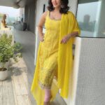 Sunny Leone Instagram - Thank you Hitesh and Bhakti for this custom Holi salwaar kameez! Outfit by @bhaktiandhitendra @bhakti_designer Styled by @hitendrakapopara Fashion Team @tanyakalraaa @sarinabudathoki