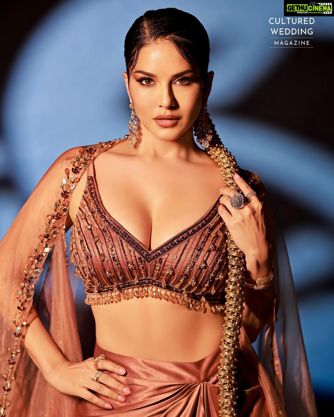 Sunny Leone Instagram - π°π . . . Magazine: @culturedwedding Managing Editor: @yadav__manjeet Business Head: @divyanijain1925 Photographer: @amitkhannaphotography Stylist: @hitendrakapopara Fashion team: @tanyakalraaa @sarinabudathoki Outfit: @bydivyaaggarwal Jewellery: @shankaramjewellers Make-up: @bymaniasha Hair: @jeetihairtstylist Location: @maximusstudiomumbai Videographer: @openwindow._ Colorist: @haroon_ali15 Celebrity Manager: @sunnyrajani Co-ordinated by: @nadiiaamalik