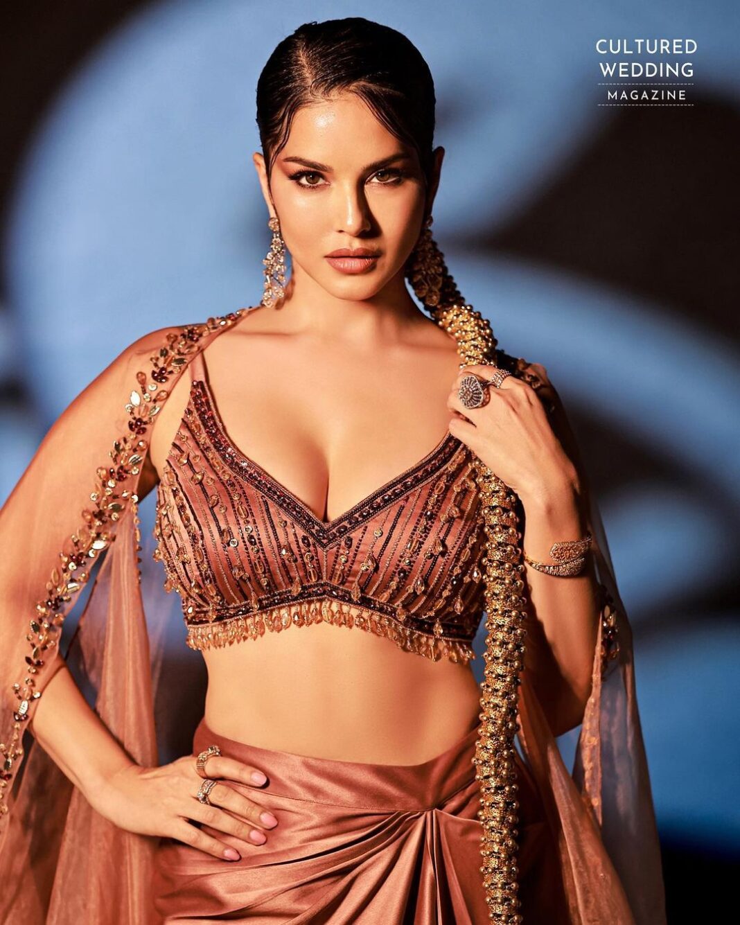 Sunny Leone Instagram - 👰😍 . . . Magazine: @culturedwedding Managing Editor: @yadav__manjeet Business Head: @divyanijain1925 Photographer: @amitkhannaphotography Stylist: @hitendrakapopara Fashion team: @tanyakalraaa @sarinabudathoki Outfit: @bydivyaaggarwal Jewellery: @shankaramjewellers Make-up: @bymaniasha Hair: @jeetihairtstylist Location: @maximusstudiomumbai Videographer: @openwindow._ Colorist: @haroon_ali15 Celebrity Manager: @sunnyrajani Co-ordinated by: @nadiiaamalik