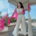 Sunny Leone Instagram - About Austin!! Outfit by @bhaktiandhitendra @bhakti_designer Earrings @the_bling_girll x @offbeatmediain Bangles @vivinia_designer_jewelery Styled by @hitendrakapopara Fashion Team @tanyakalraaa @sarinabudathoki Hmu @ricardoferrise2