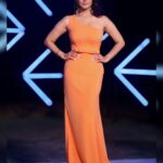 Sunny Leone Instagram - 🧡 . . . . Makeup: @starstruckbysl Outfit: @aditifarabdadesigns Earrings @zevalry Styled by @hitendrakapopara Fashion Team @tanyakalraaa @sarinabudathoki @shiks_gupta25 HMU @jeetihairtstylist @kin_vanity