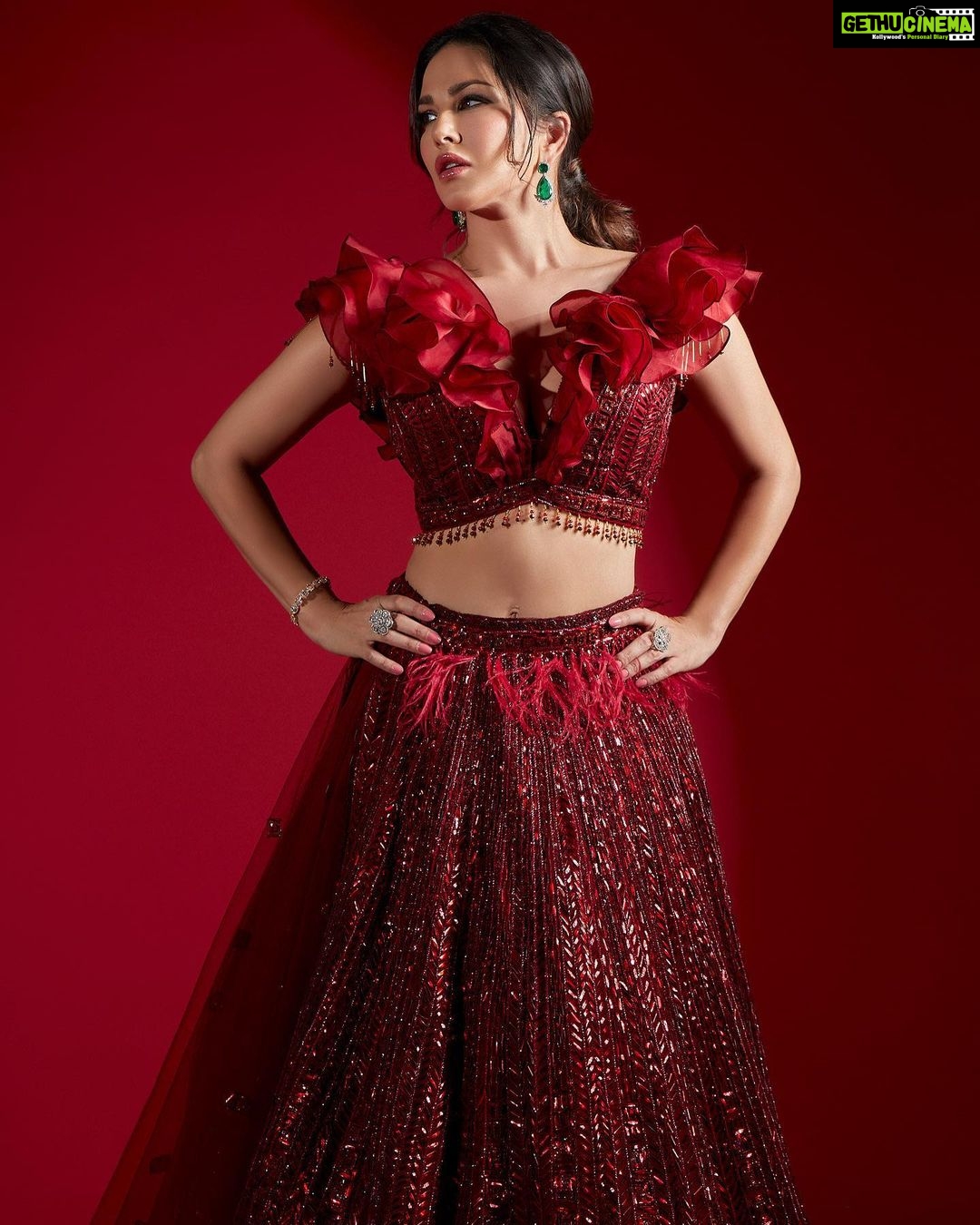 Sunny Leone Instagram - ❤️ . . . . Presenting @fablookmagazine anniversary issue😍 Makeup @starstuckbysl Outfit from @121coutureofficial Founder @ankkit.chadha2222 @milliarora7777 Styled by @hitendrakapopara @milliarora7777 Fashion team @tanyakalraaa @sarinabudathoki @styled_by_tanisha Mua @kin_vanity Hair @jeetihairstylist Shot by @tanvivoraphotography Produced by @akshat_gutgutia